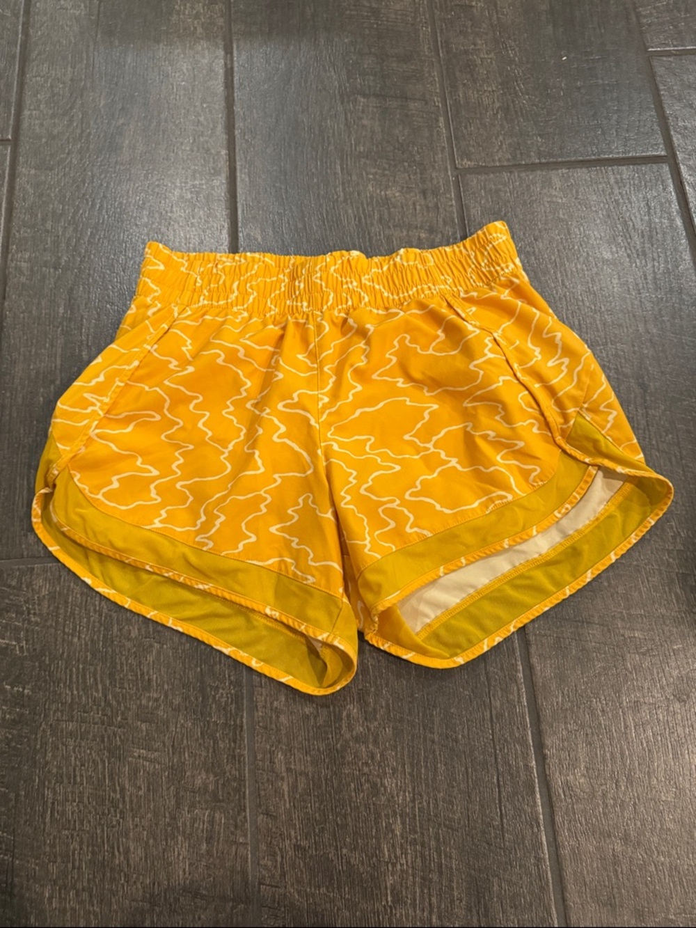 Athleta Yellow Wavy-Print Athletic Shorts